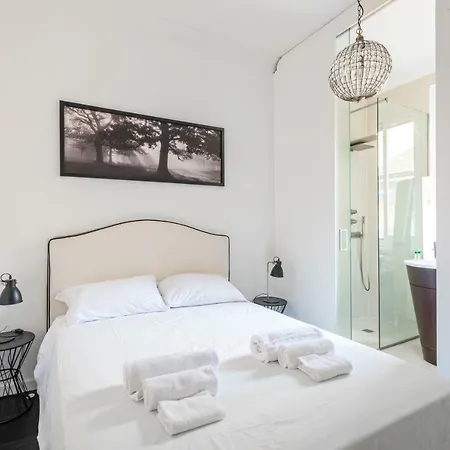 Penthouse Daplace * Milão